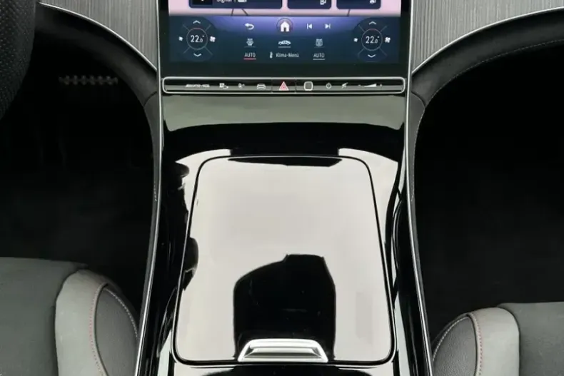 Mercedes-Benz EQE (Clasa E) din 2023 cu 39.750 km - oferta MER241718 - foto 13