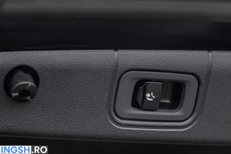 Mercedes-Benz E 450 (Clasa E) din 2026 cu 15.479 km - oferta MER241725 - foto 24