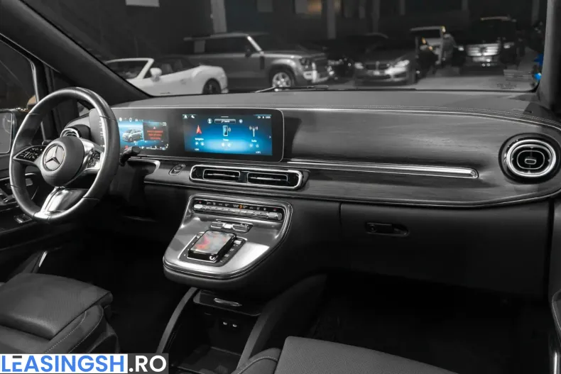 Mercedes-Benz V 300 (Clasa V) din 2024 cu 12.000 km - oferta MER241733 - foto 13
