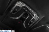 Mercedes-Benz V 300 (Clasa V) din 2024 cu 12.000 km - oferta MER241733 - foto 19
