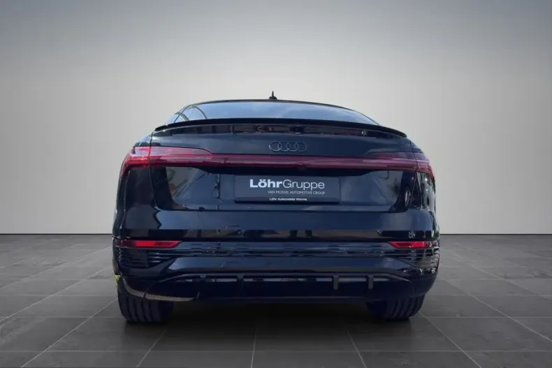 Audi Q8 din 2023 cu 25.150 km - oferta AUD241734 - foto 3