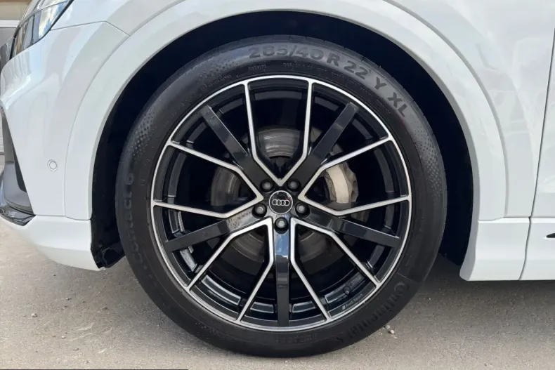 Audi Q8 din 2023 cu 50.508 km - oferta AUD241736 - foto 3