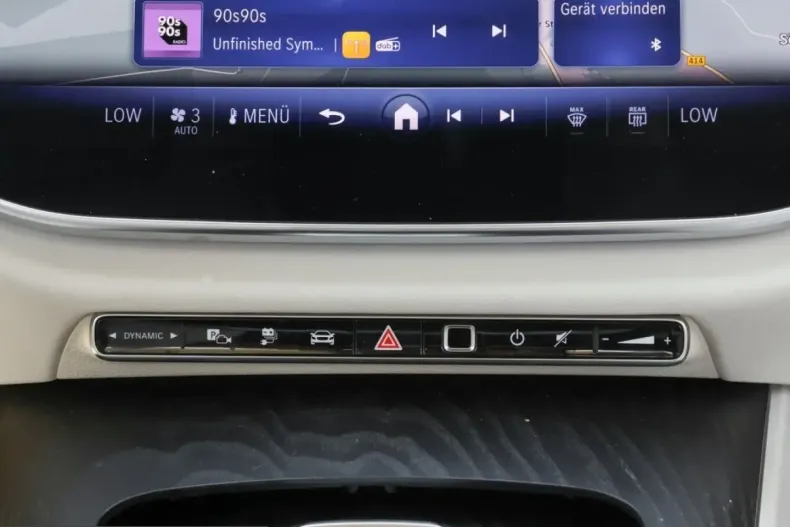 Mercedes-Benz E 300 (Clasa E) din 2025 cu 26.791 km - oferta MER241738 - foto 9
