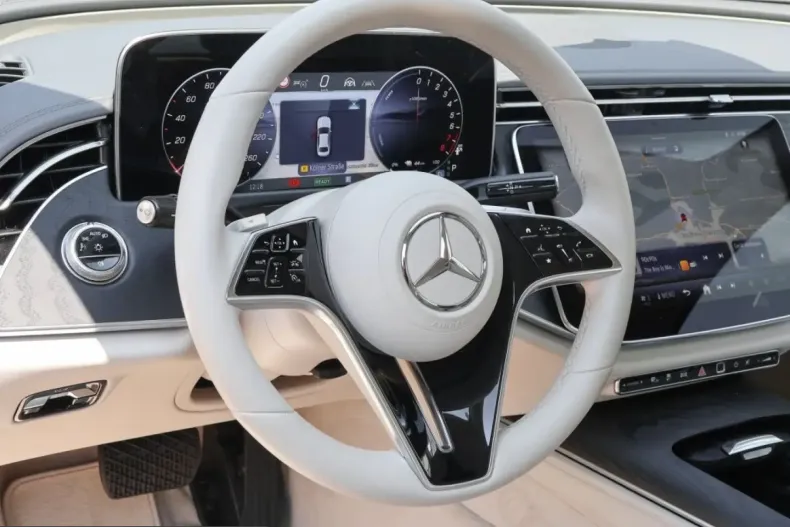 Mercedes-Benz E 300 (Clasa E) din 2025 cu 26.791 km - oferta MER241738 - foto 12