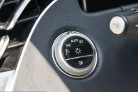 Mercedes-Benz E 300 (Clasa E) din 2025 cu 26.791 km - oferta MER241738 - foto 14