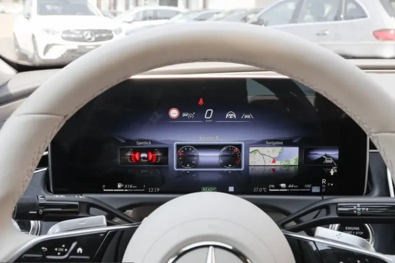 Mercedes-Benz E 300 (Clasa E) din 2025 cu 26.791 km - oferta MER241738 - foto 19