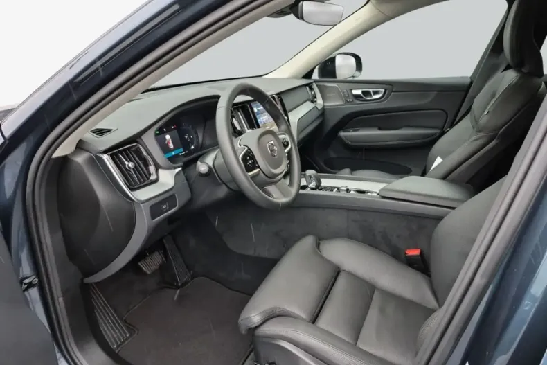 Volvo XC60 din 2025 cu 24.816 km - oferta VOL241746 - foto 6