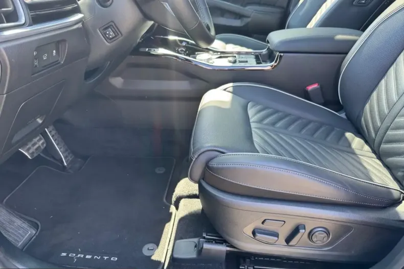 Kia Sorento din 2025 cu 18.886 km - oferta KIA241747 - foto 19