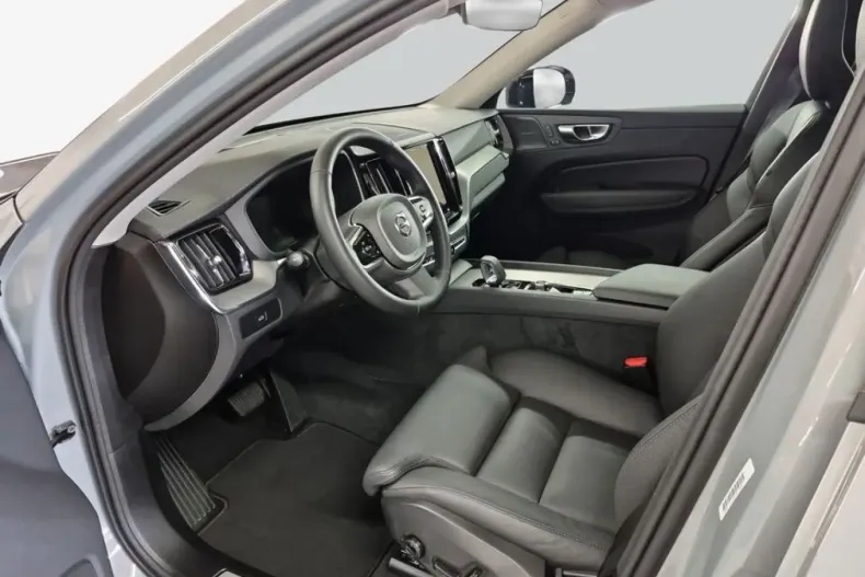 Volvo XC60 din 2025 cu 28.000 km - oferta VOL241748 - foto 5