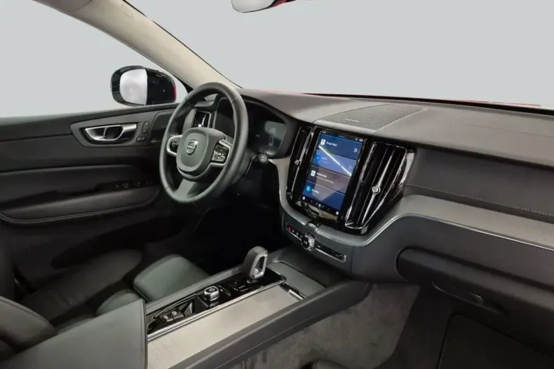 Volvo XC60 din 2025 cu 28.000 km - oferta VOL241748 - foto 6