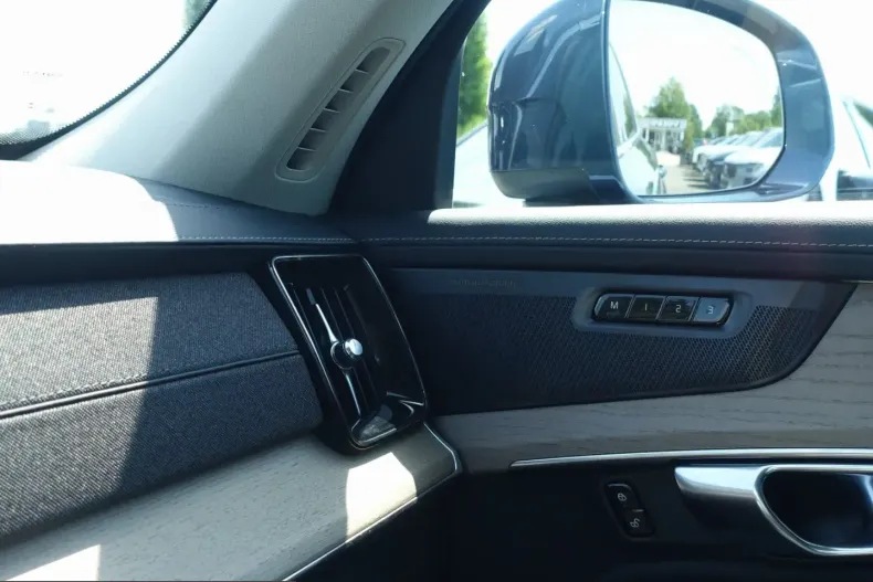 Volvo XC90 din 2025 cu 19.360 km - oferta VOL241749 - foto 15