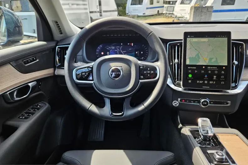 Volvo XC90 din 2025 cu 28.000 km - oferta VOL241751 - foto 5