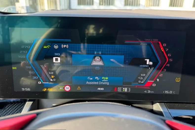 BMW M5 (Seria 5) din 2025 cu 4.130 km - oferta BMW241757 - foto 9