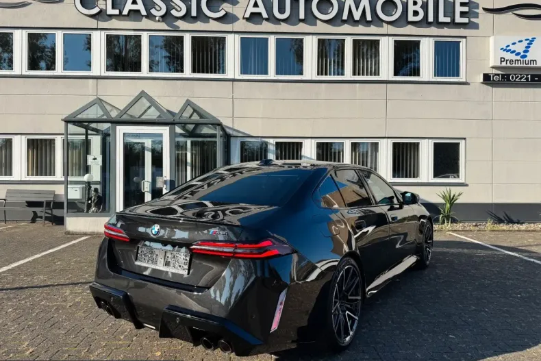 BMW M5 (Seria 5) din 2025 cu 4.130 km - oferta BMW241757 - foto 22