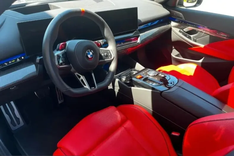 BMW M5 (Seria 5) din 2025 cu 18.100 km - oferta BMW241758 - foto 12