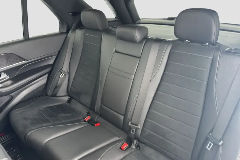 Mercedes-Benz GLE 400 (Clasa GLE) din 2022 cu 47.965 km - oferta MER241763 - foto 17
