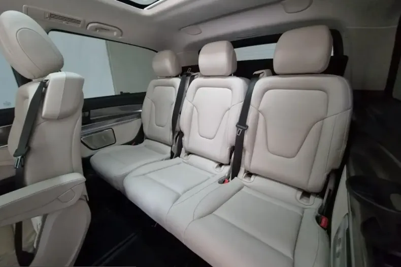 Mercedes-Benz V 300 (Clasa V) din 2024 cu 49.000 km - oferta MER241764 - foto 13