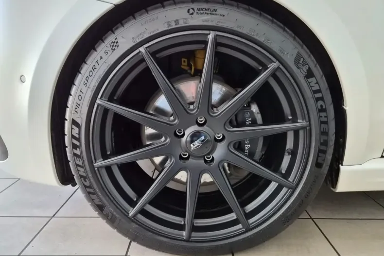 Mercedes-Benz V 300 (Clasa V) din 2024 cu 49.000 km - oferta MER241764 - foto 31