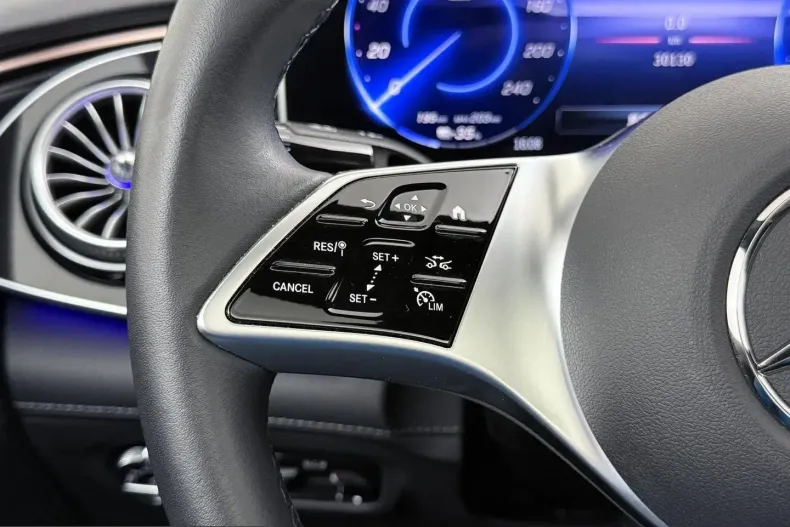 Mercedes-Benz EQE (Clasa E) din 2024 cu 30.126 km - oferta MER241771 - foto 33