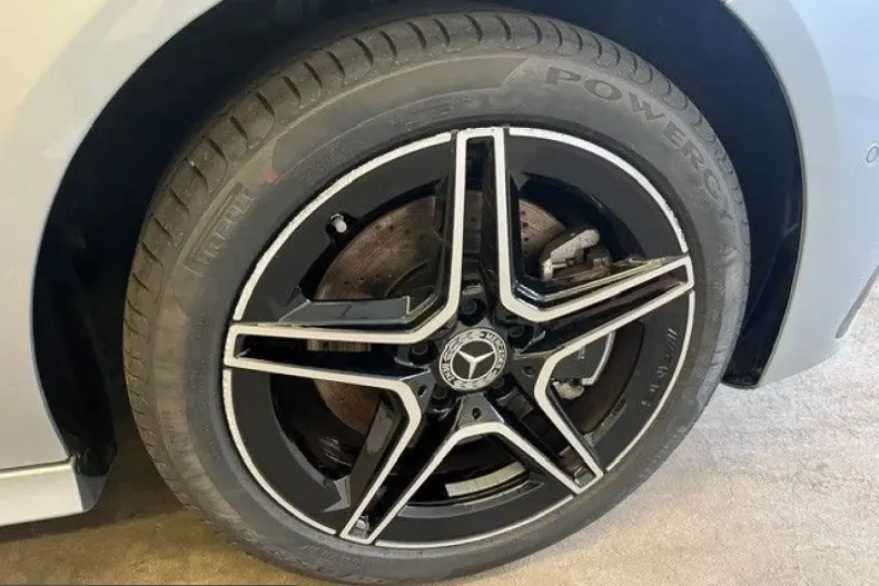 Mercedes-Benz CLA 250 (Clasa CLA) din 2025 cu 27.931 km - oferta MER241772 - foto 19