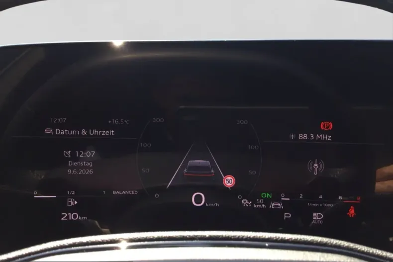 Audi Q5 din 2025 cu 7.630 km - oferta AUD241779 - foto 12