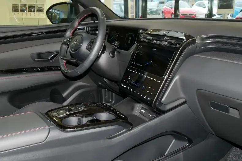 Hyundai Tucson din 2022 cu 43.382 km - oferta HYU241782 - foto 8