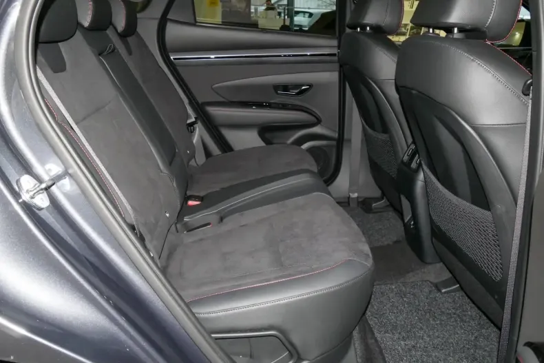 Hyundai Tucson din 2022 cu 43.382 km - oferta HYU241782 - foto 10