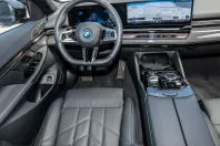 BMW 550 (Seria 5) din 2025 cu 15.900 km - oferta BMW241785 - foto 20
