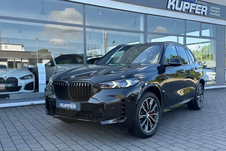 BMW X5 (Seria X) din 2025 cu 23.890 km - oferta BMW241786 - foto 1