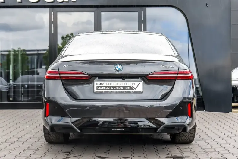 BMW 550 (Seria 5) din 2025 cu 8.500 km - oferta BMW241788 - foto 10