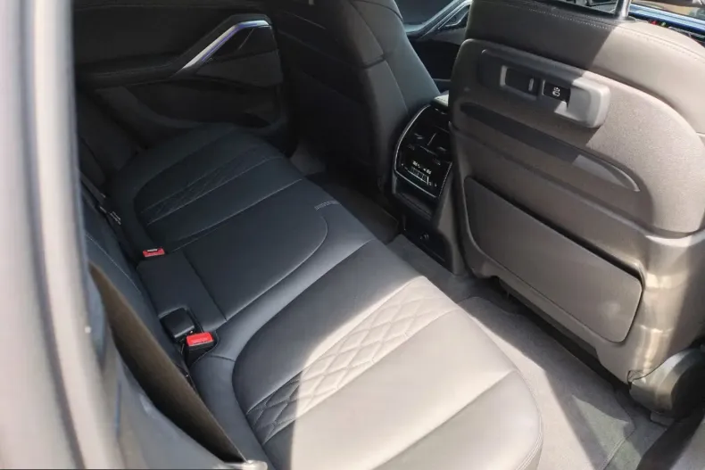 BMW X6 (Seria X) din 2023 cu 31.231 km - oferta BMW241794 - foto 8