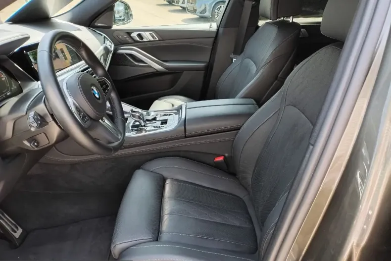 BMW X6 (Seria X) din 2023 cu 31.231 km - oferta BMW241794 - foto 10