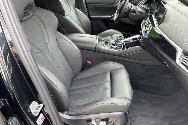 BMW X6 (Seria X) din 2023 cu 44.992 km - oferta BMW241795 - foto 9