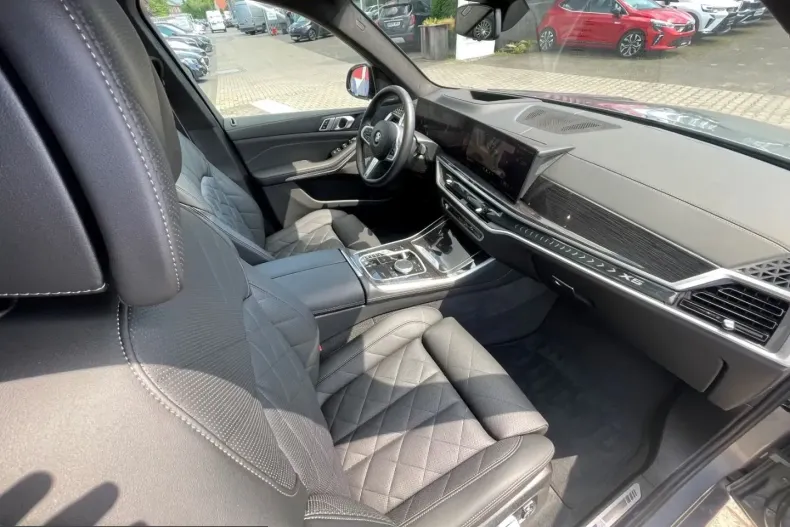 BMW X5 (Seria X) din 2024 cu 40.770 km - oferta BMW241796 - foto 17
