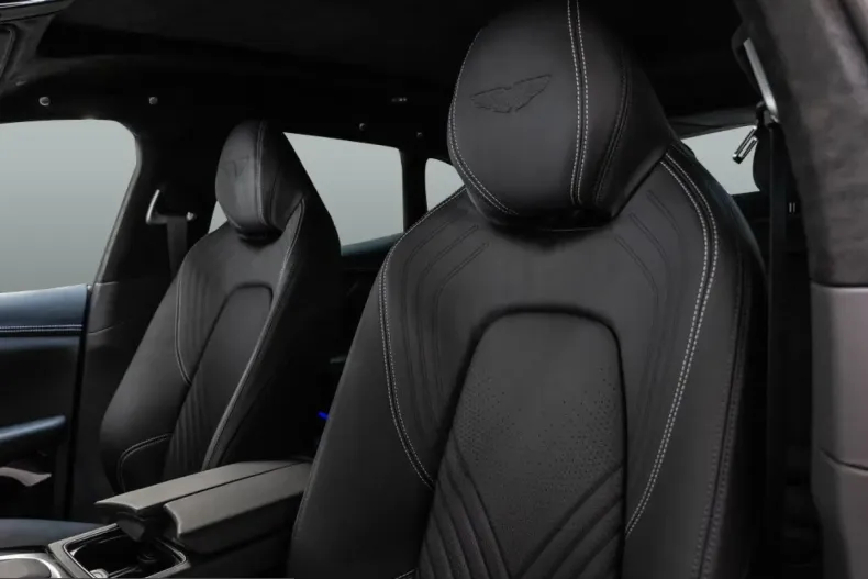 Aston Martin DBX din 2025 cu 27.000 km - oferta AST241806 - foto 12