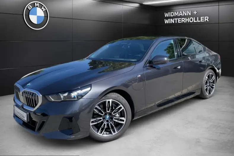 BMW 550 (Seria 5) din 2025 cu 19.700 km - oferta BMW241807 - foto 1