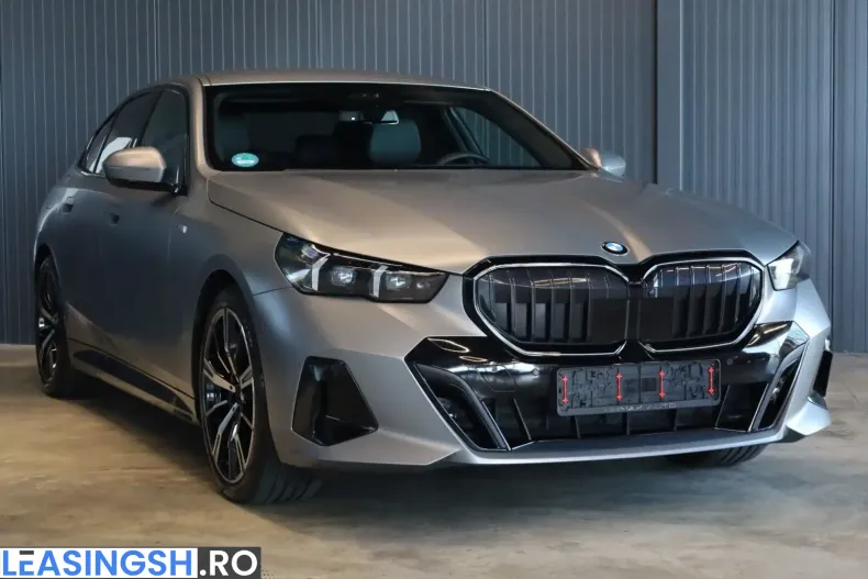 BMW 540 (Seria 5) din 2025 cu 69.701 km - oferta BMW241811 - foto 1