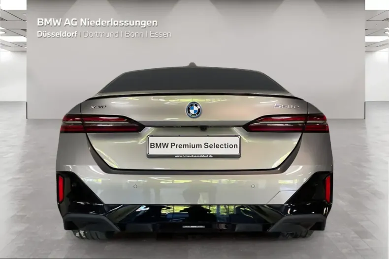 BMW 550 (Seria 5) din 2025 cu 28.215 km - oferta BMW241812 - foto 10