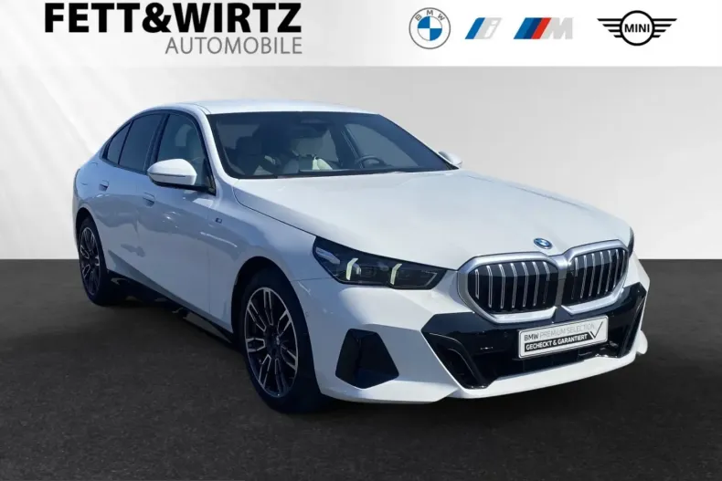 BMW 550 (Seria 5) din 2025 cu 21.290 km - oferta BMW241813 - foto 1