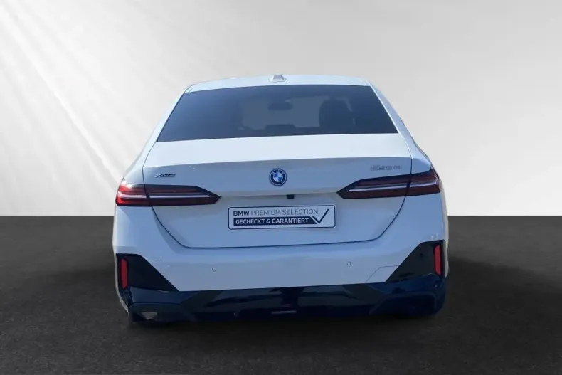 BMW 550 (Seria 5) din 2025 cu 21.290 km - oferta BMW241813 - foto 8