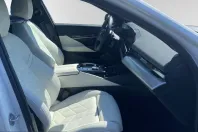 BMW 550 (Seria 5) din 2025 cu 21.290 km - oferta BMW241813 - foto 9