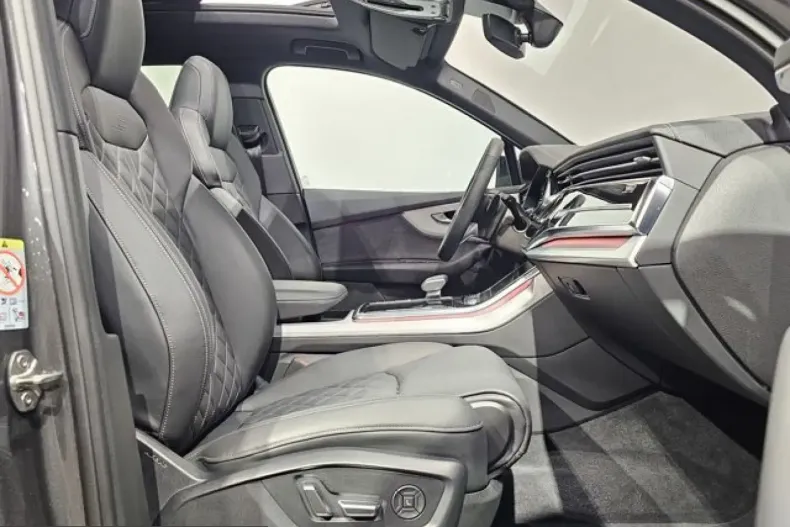 Audi Q7 din 2025 cu 18.210 km - oferta AUD241821 - foto 12
