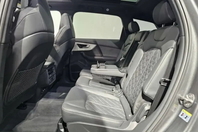 Audi Q7 din 2025 cu 18.210 km - oferta AUD241821 - foto 13