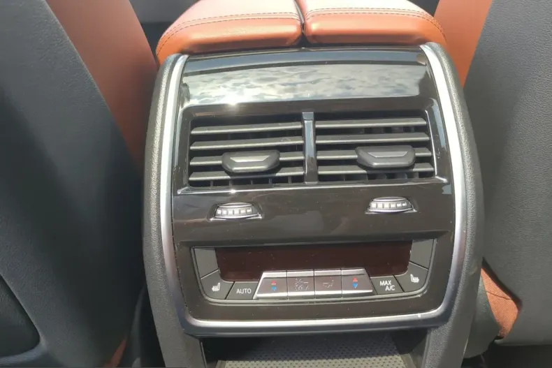 BMW X5 (Seria X) din 2025 cu 9.786 km - oferta BMW241823 - foto 13