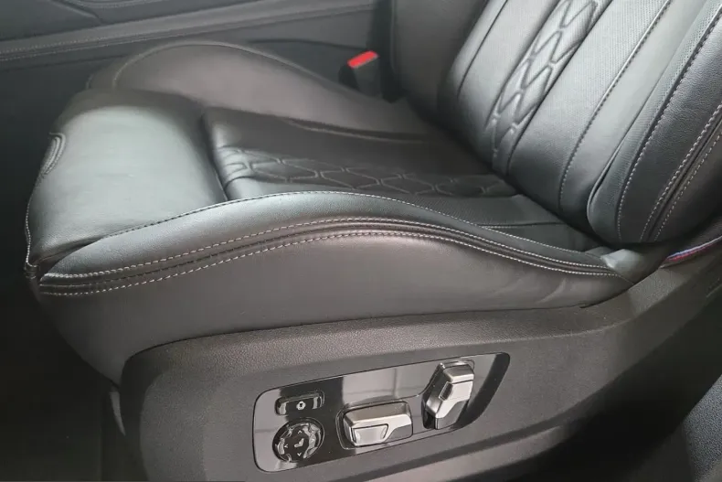 BMW X6 (Seria X) din 2024 cu 31.472 km - oferta BMW241824 - foto 24