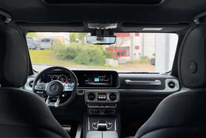 Mercedes-Benz G 63 AMG (Clasa G) din 2022 cu 9.990 km - oferta MER241840 - foto 10