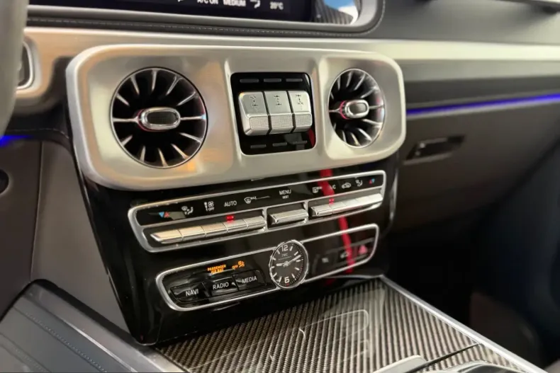 Mercedes-Benz G 63 AMG (Clasa G) din 2022 cu 9.990 km - oferta MER241840 - foto 18