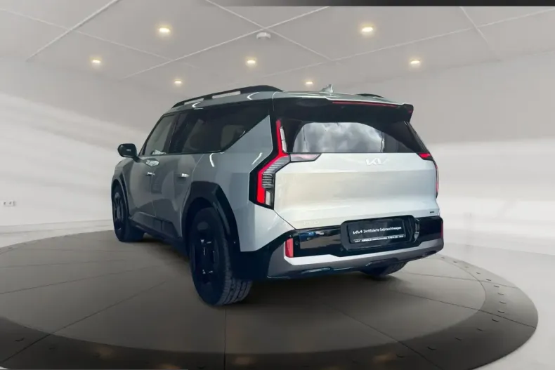 Kia EV9 din 2025 cu 9.932 km - oferta KIA241842 - foto 5