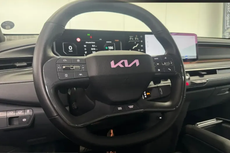 Kia EV9 din 2025 cu 9.932 km - oferta KIA241842 - foto 11