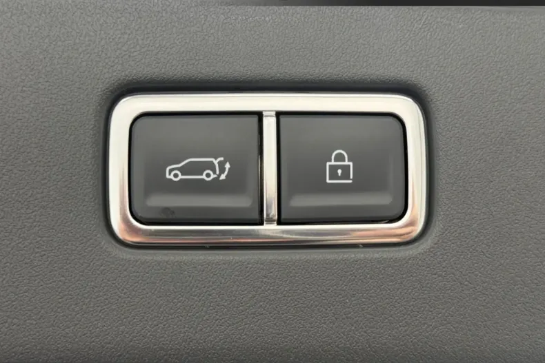 Kia EV9 din 2025 cu 9.932 km - oferta KIA241842 - foto 15